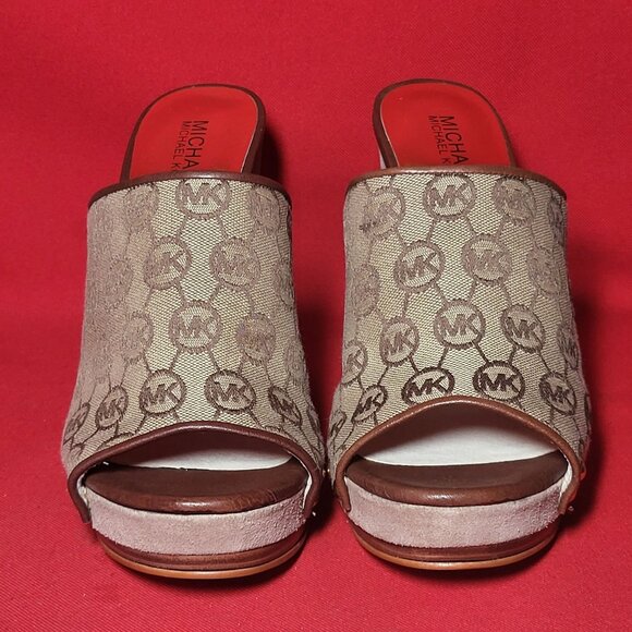 Michael Kors  Brown Monogram Stud Wedge Sandals 8M - Picture 1 of 12